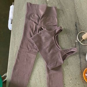 Joy lab ribbed workout set - color iron gray (looks brown)